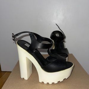 Steve Madden platform sandals